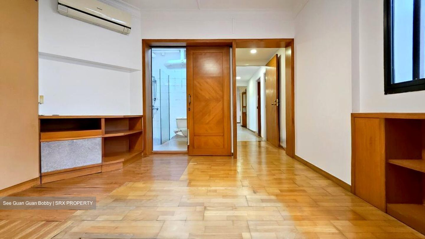 Blk 287A Jurong East Street 21 (Jurong East), HDB Executive #577455381